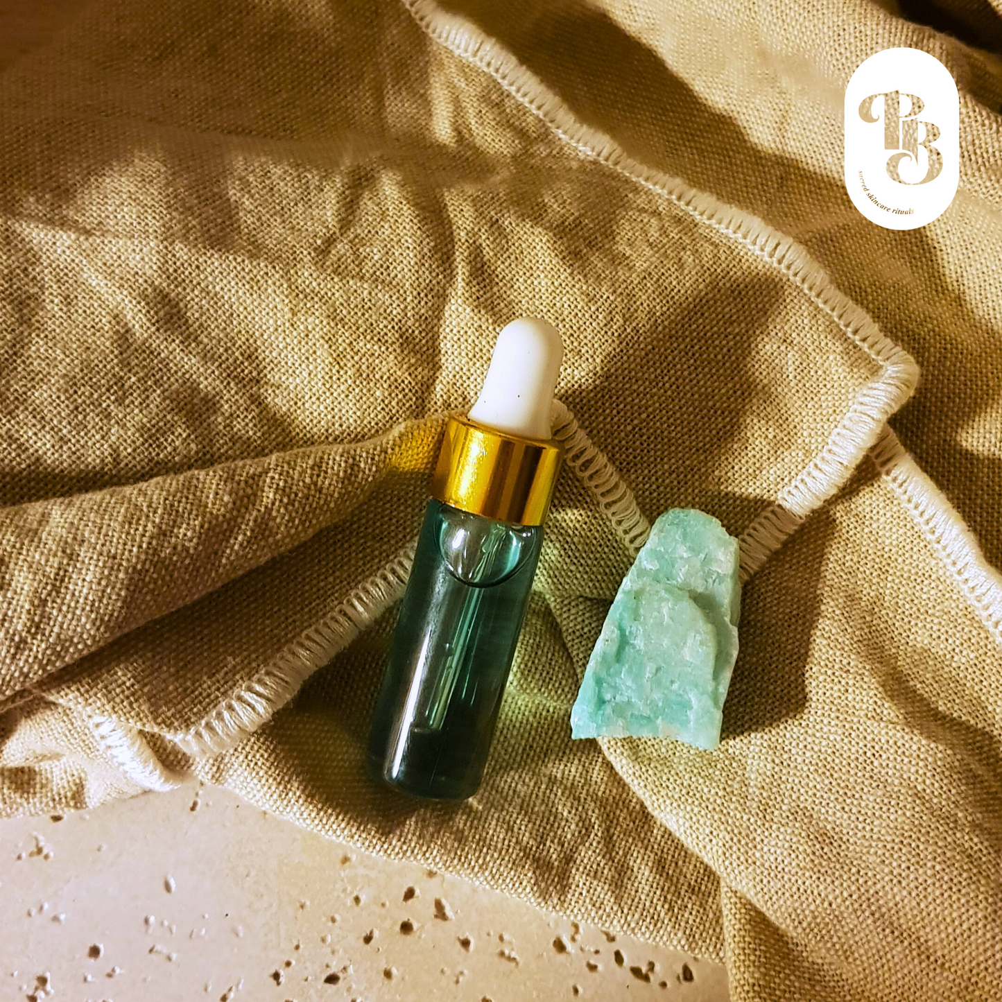 CRYSTAL CLEAR | Facial Cleansing Oil with lemon, ylangylang and blue tansy